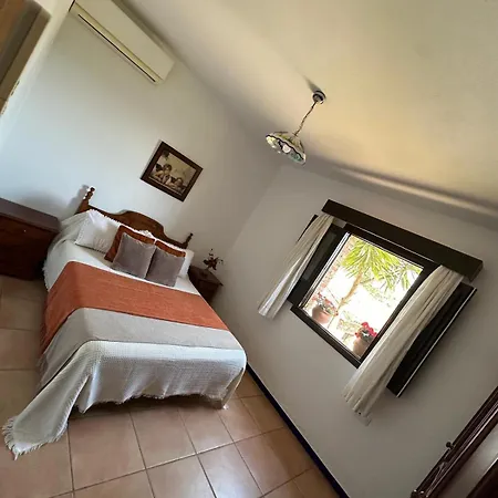 Сasa de vacaciones La Portilla Aroche